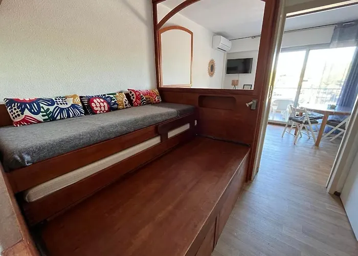 studio meublé sur le port de Hyères