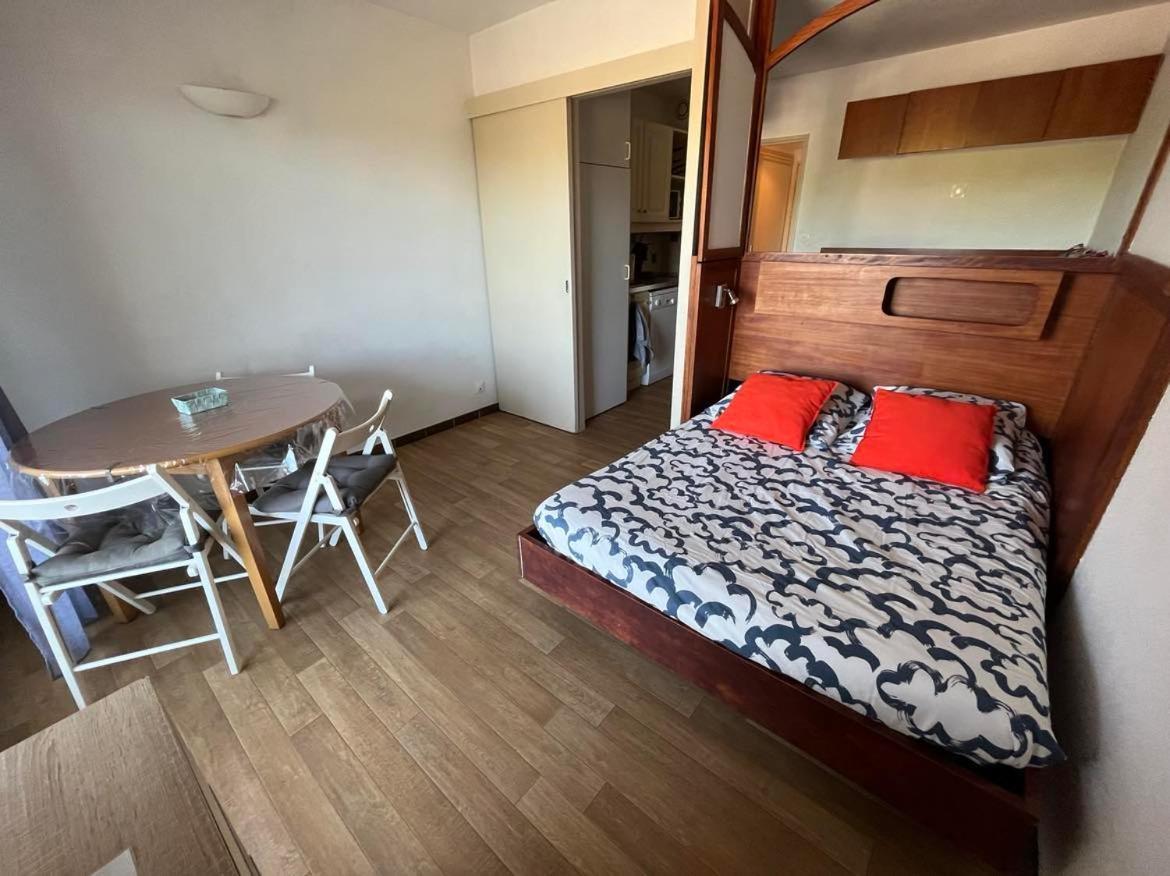 Port De 2 A 4 Personnes Avec Parking Apartment *